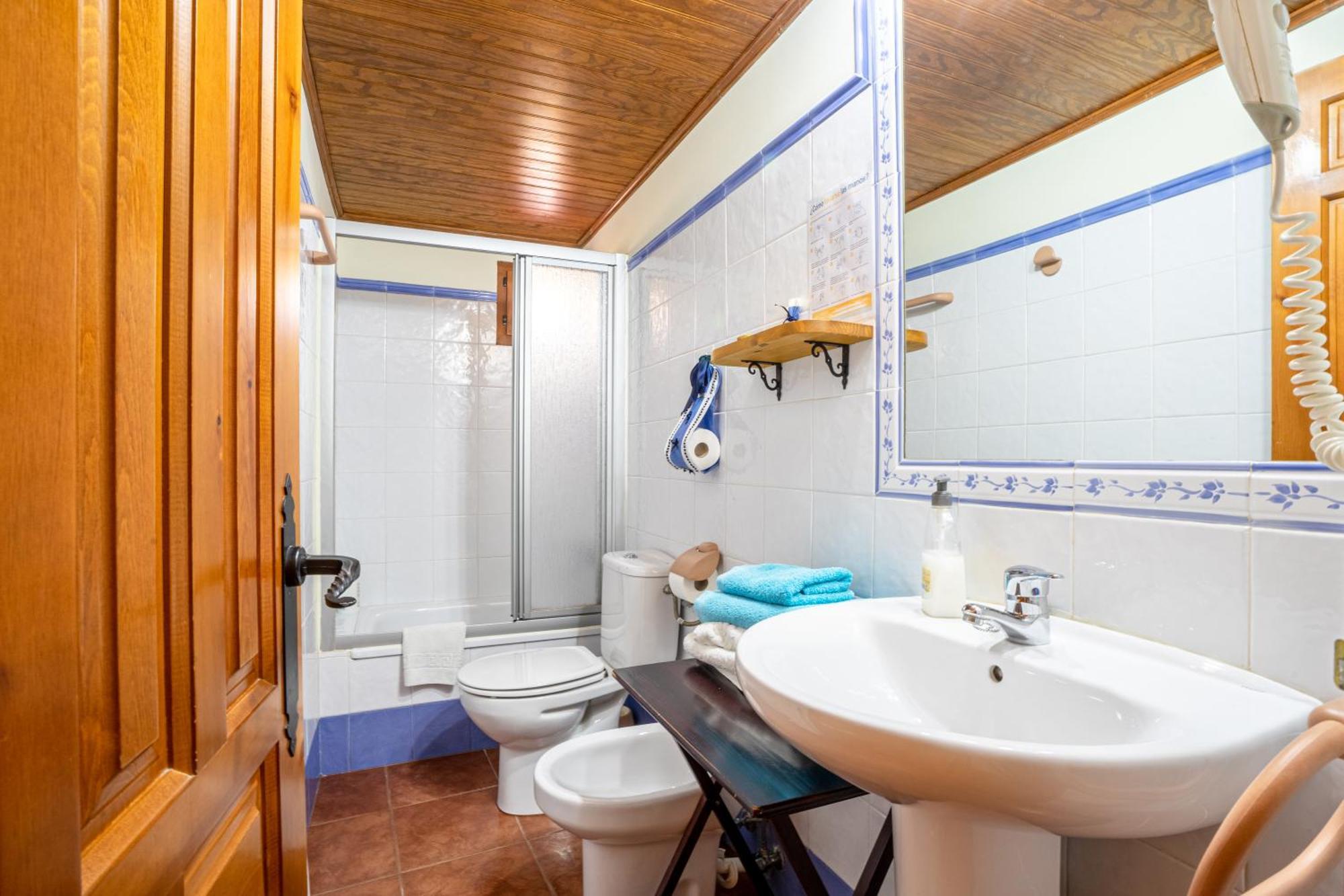 Casa Enduella Guest House Морела Екстериор снимка