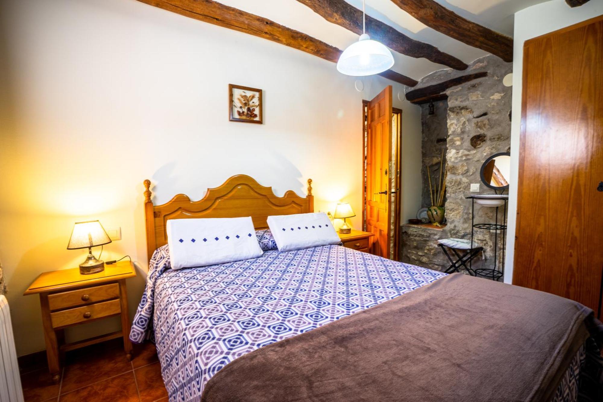 Casa Enduella Guest House Морела Екстериор снимка
