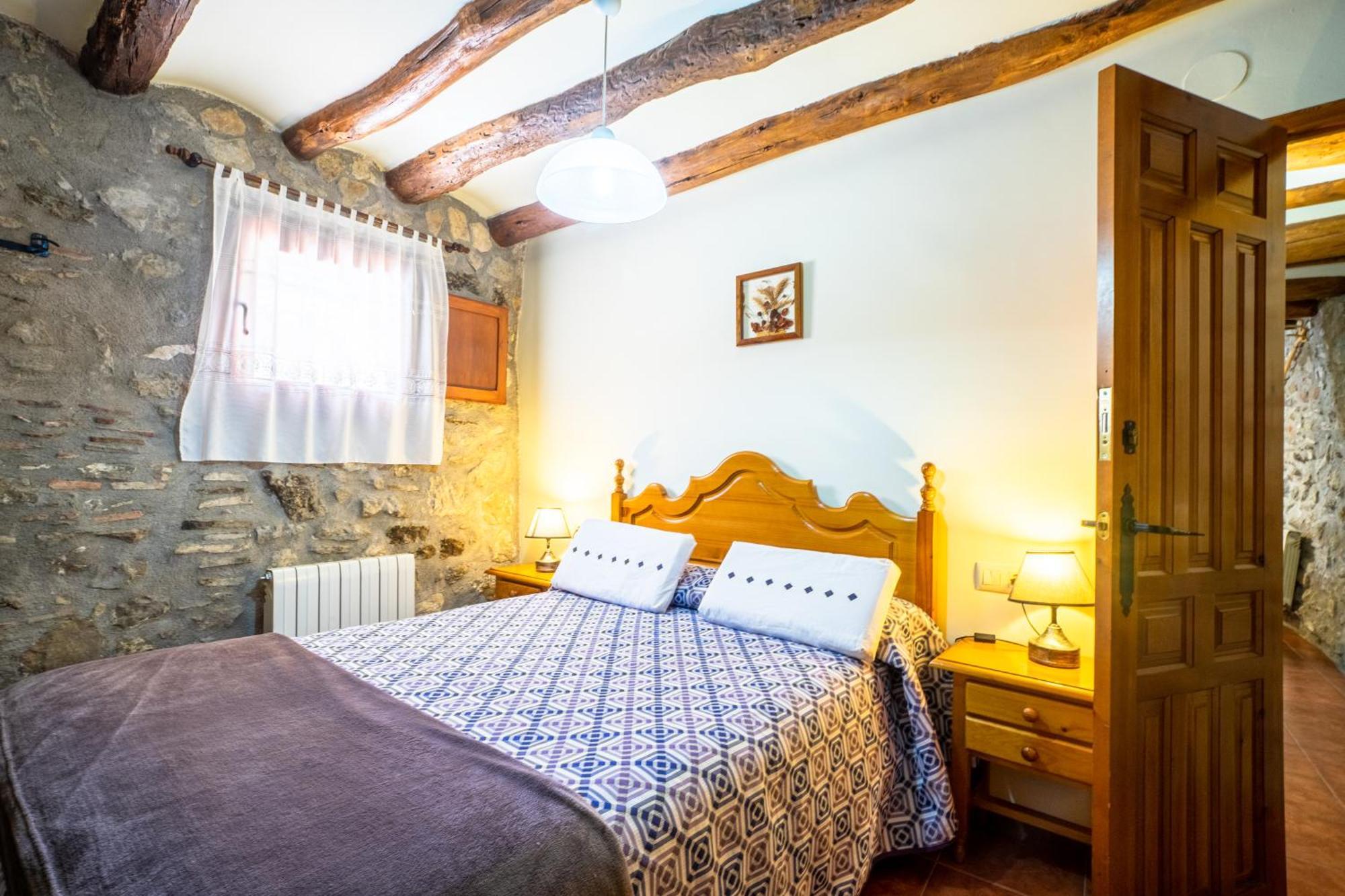 Casa Enduella Guest House Морела Екстериор снимка